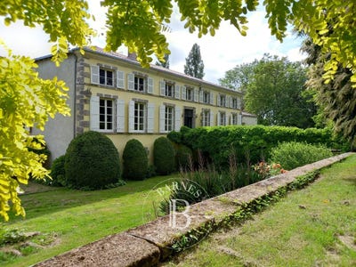 /international/fr/poitiers-charente-310100608000/