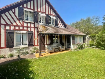 /international/fr/deauville-la-basse-normandie-310108248128/