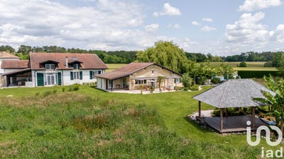 /international/fr/saint-etienne-d-orthe-aquitaine-310099419557/?lang=zh-tw