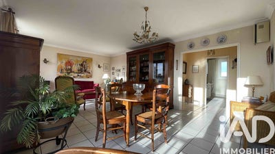 /international/fr/joue-les-tours-centre-val-de-loire-310104888084/