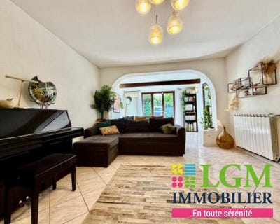 /international/fr/lattes-languedoc-roussillon-310108330436/