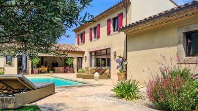 /international/fr/carcassonne-languedoc-roussillon-310109098646/?lang=th