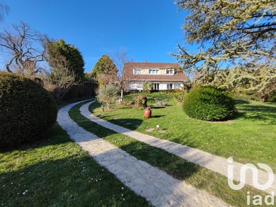 /international/fr/mezy-sur-seine-ile-de-france-310100671162/