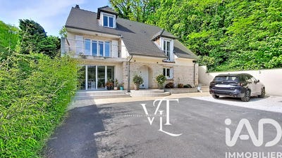 /international/fr/bievres-ile-de-france-310107756663/