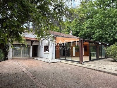 /international/fr/moutiers-sur-le-lay-pays-de-la-loire-310100404423/