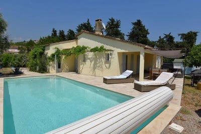 /international/fr/fayence-provence-alpes-cote-d-azur-310100660833/?lang=zh-tw