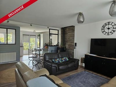 /international/fr/saint-germain-du-corbeis-la-basse-normandie-310106067513/
