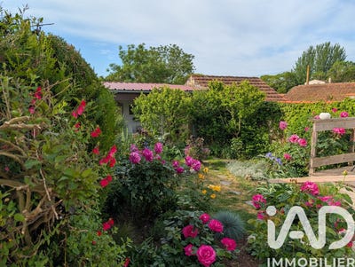 /international/fr/la-rochelle-charente-310108973319/