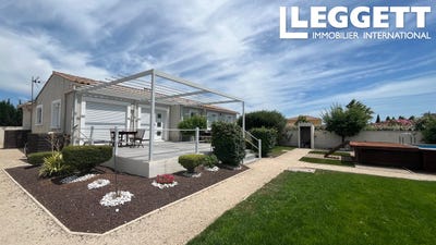 /international/fr/rochefort-du-gard-languedoc-roussillon-310100602238/?lang=zh-tw