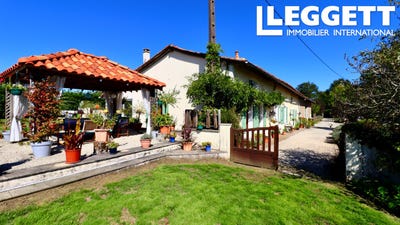 /international/fr/rouzede-charente-310097233902/