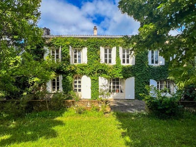 /international/fr/libourne-aquitaine-310108248521/