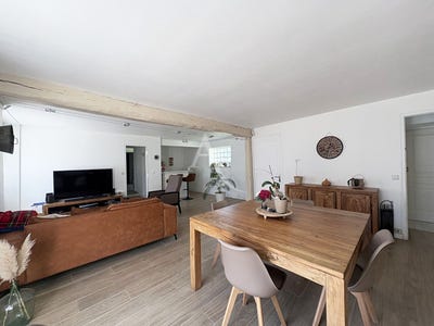 /international/fr/dourdan-ile-de-france-310107268820/