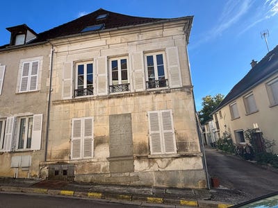 /international/fr/epineuil-burgundy-310106827139/?lang=fr