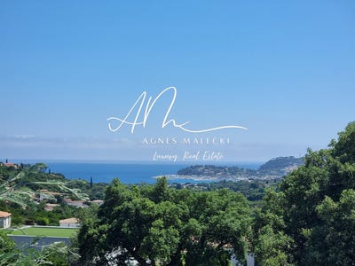 /international/fr/cavalaire-sur-mer-provence-alpes-cote-d-azur-310108466028/