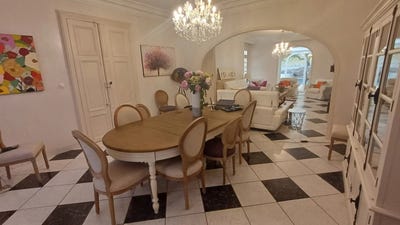 /international/fr/mirepeisset-languedoc-roussillon-310101019215/?lang=en