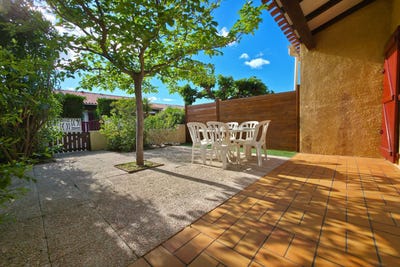 /international/fr/saint-cyprien-languedoc-roussillon-310108188643/