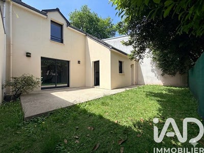 /international/fr/nantes-pays-de-la-loire-310108271004/