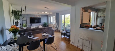 /international/fr/blois-centre-val-de-loire-310104468927/