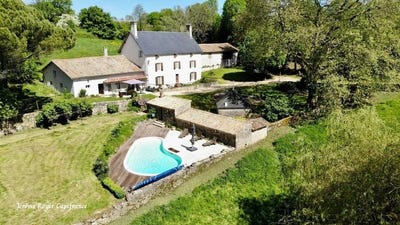 /international/fr/saint-georges-de-noisne-charente-310108525057/
