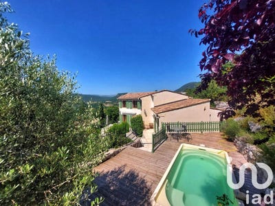 /international/fr/coursegoules-provence-alpes-cote-d-azur-310100272967/