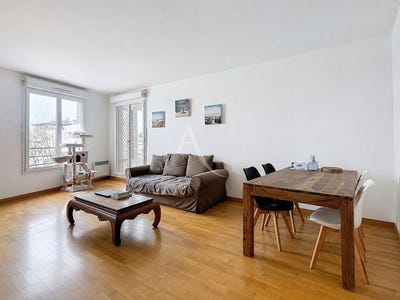 /international/fr/saint-germain-en-laye-ile-de-france-310108421083/