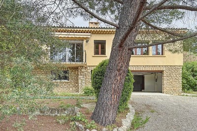 /international/fr/villars-provence-alpes-cote-d-azur-310101497483/?lang=en