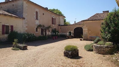 /international/fr/mareuil-centre-val-de-loire-310101512055/?lang=en