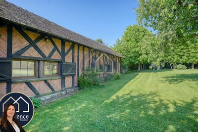 /international/fr/anet-centre-val-de-loire-310107906110/