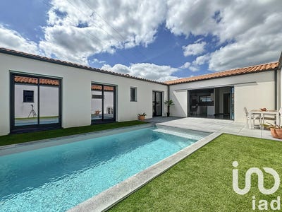 /international/fr/saint-sauveur-d-aunis-charente-310106576847/