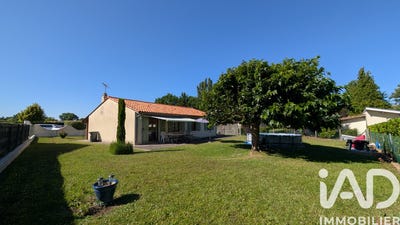 /international/fr/sainte-eulalie-rhone-310108618743/