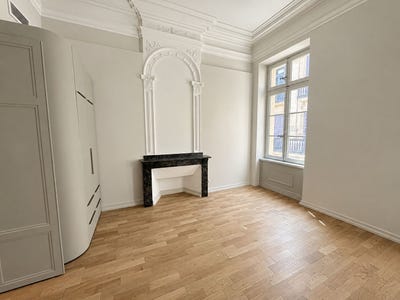 /international/fr/narbonne-languedoc-roussillon-310108138652/