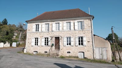 /international/fr/saint-didier-sur-arroux-burgundy-310108813060/