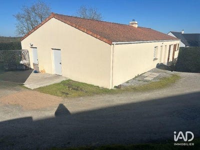 /international/fr/oudon-pays-de-la-loire-310104886819/