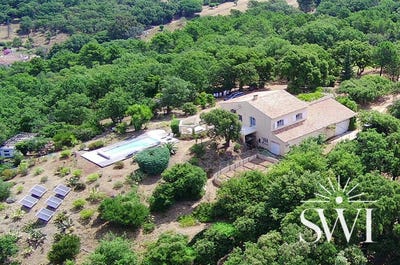 /international/fr/la-garde-freinet-provence-alpes-cote-d-azur-310100914144/