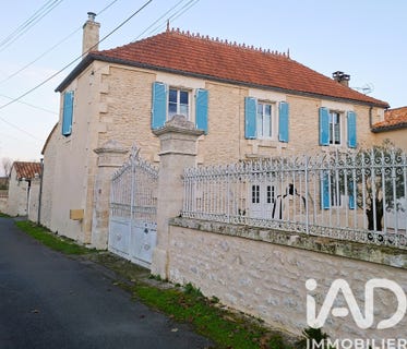 /international/fr/la-rochette-charente-310104917029/