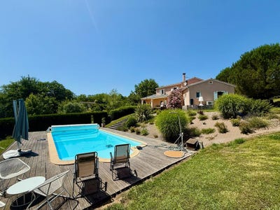 /international/fr/villeneuve-sur-lot-aquitaine-310100762240/?lang=it