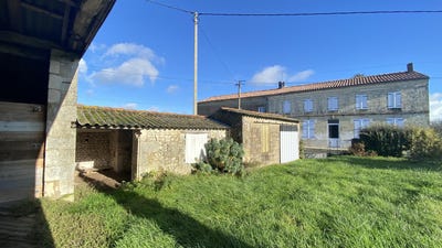 /international/fr/chenac-saint-seurin-d-uzet-charente-310097510159/