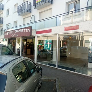 /international/fr/challans-pays-de-la-loire-310104463330/
