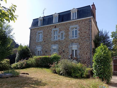 /international/fr/mayenne-pays-de-la-loire-310108676314/
