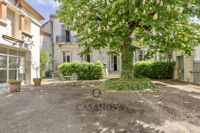 /international/fr/mauguio-languedoc-roussillon-310107817479/