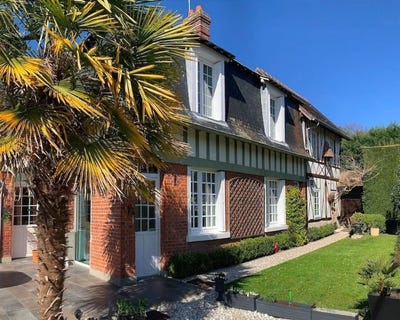 /international/fr/bonneville-sur-touques-la-basse-normandie-310103266724/