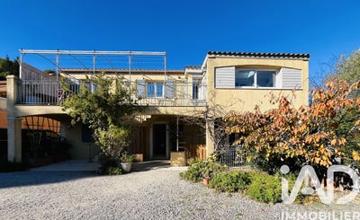 /international/fr/roquefort-des-corbieres-languedoc-roussillon-310107912163/