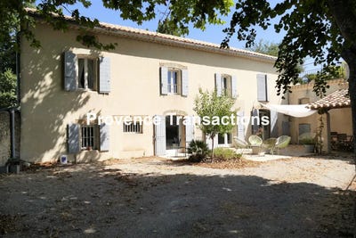 /international/fr/cairanne-provence-alpes-cote-d-azur-120093729702/