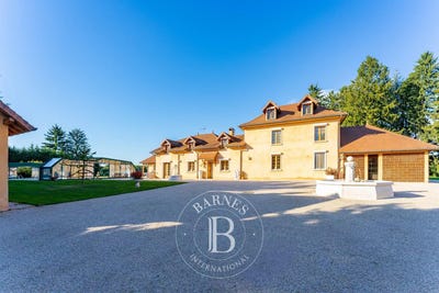 /international/fr/la-chapelle-de-la-tour-rhone-310106541516/