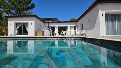 /international/fr/sillans-la-cascade-provence-alpes-cote-d-azur-310100717590/