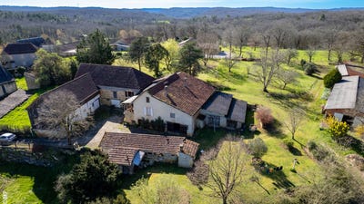 /international/fr/saint-martial-de-nabirat-aquitaine-310107650036/