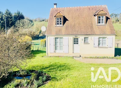/international/fr/arcy-sainte-restitue-picardie-310106401509/
