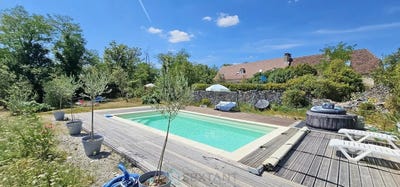 /international/fr/rocamadour-midi-pyrenees-310105308385/