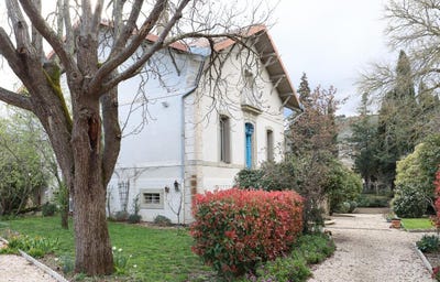 /international/fr/carcassonne-languedoc-roussillon-310104596387/