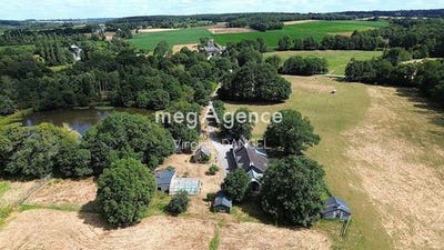 /international/fr/ploermel-brittany-310106689550/